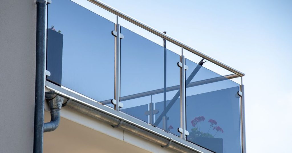 Guarda-corpo de vidro em Salvador